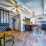 Le Baleschoux - Parking - Prestiplace Collection