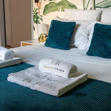 Le Baleschoux - Parking - Prestiplace Collection